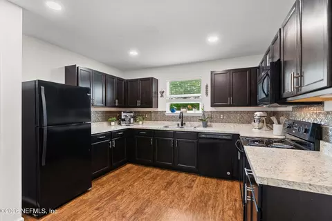 Kitchen - 6178 Daylilly Rd, Macclenny, FL 32063 photo 1 of 4