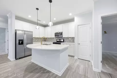 Kitchen - 371 Tamar Ct, Saint Augustine, FL 32095 photo 3 of 4