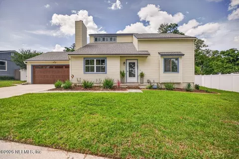 11557 Broad Leaf Dr, Jacksonville, FL 32225