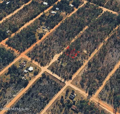 135 Miami St, Interlachen, FL 32148
