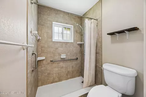 Bath - 995 Alcala Dr, Saint Augustine, FL 32086 photo 2 of 3
