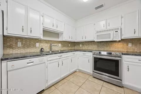 Kitchen - 995 Alcala Dr, Saint Augustine, FL 32086 photo 2 of 2