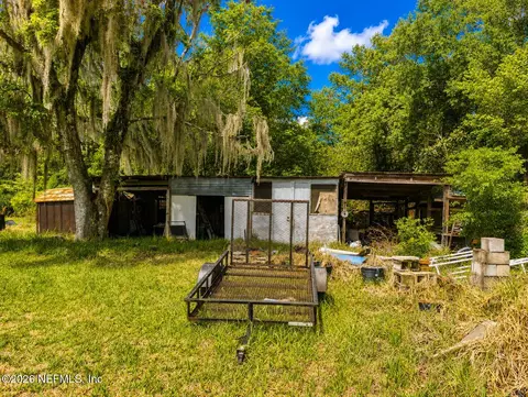 Exterior - 116 Biscayne Dr, Florahome, FL 32140 photo 8 of 8