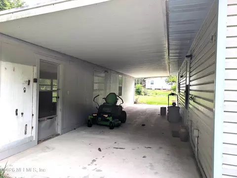 Exterior - 116 Biscayne Dr, Florahome, FL 32140 photo 3 of 8