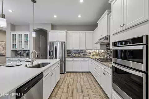Kitchen - 114 Glenneyre Cir, Saint Augustine, FL 32092 photo 4 of 5