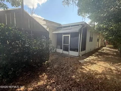 412 64th St, Interlachen, FL 32148 photo 8