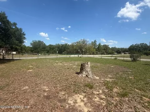 412 64th St, Interlachen, FL 32148 photo 6