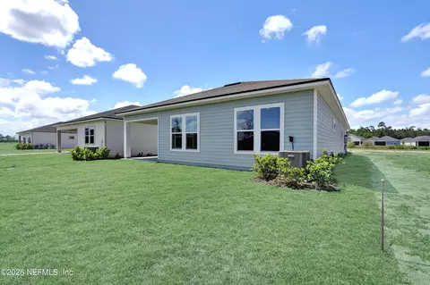 Exterior - 300 Knotted Birch Ave, Saint Augustine, FL 32092 photo 3 of 5