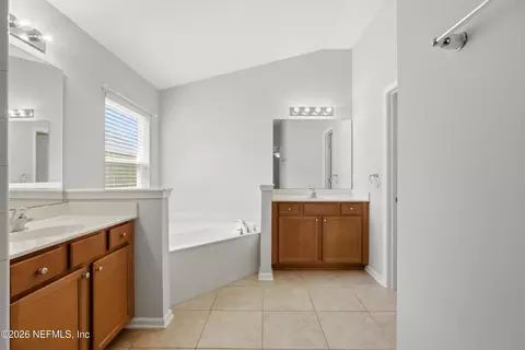 Bath - 117 Franchetta Ln E, Saint Augustine, FL 32092 photo 1 of 6