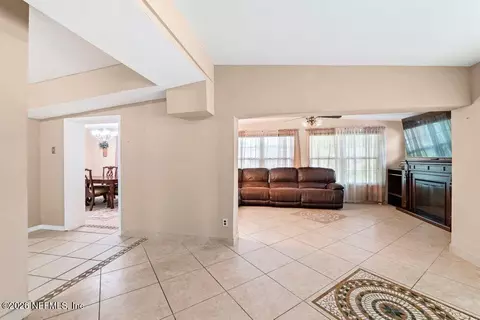Living - 17 Rollins Ave, Saint Augustine, FL 32084 photo 3 of 3