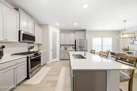 Kitchen - 28 Cobalt Ln, Saint Augustine, FL 32092 photo 4 of 5