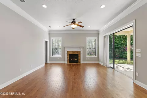 Living - 5105 Foliage Way, Saint Augustine, FL 32092 photo 3 of 6