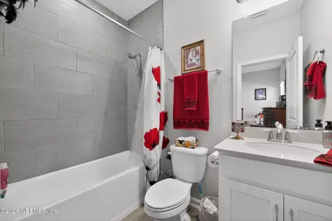 Bath - 75505 Banyan Way, Yulee, FL 32097 photo 1 of 3