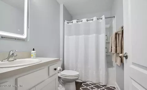Bath - 49 Jarama Cir, Saint Augustine, FL 32084 photo 1 of 1
