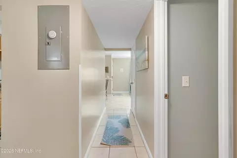 Entry Way - 9 Clipper Ct, Saint Augustine, FL 32080 photo 1 of 2