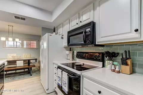 Kitchen - 6300 S A1a #A51U, Saint Augustine, FL 32080 photo 3 of 4