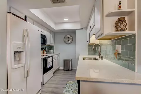 Kitchen - 6300 S A1a #A51U, Saint Augustine, FL 32080 photo 2 of 4