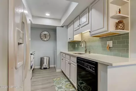Kitchen - 6300 S A1a #A51U, Saint Augustine, FL 32080 photo 1 of 4