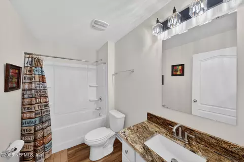 Bath - 492 Jarama Cir, Saint Augustine, FL 32084 photo 1 of 4