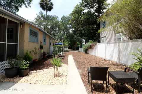 Exterior - 11 Davis St, Saint Augustine, FL 32084 photo 10 of 13