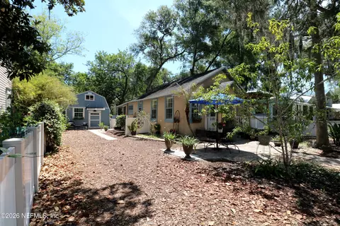 Exterior - 11 Davis St, Saint Augustine, FL 32084 photo 3 of 13