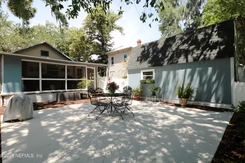 Exterior - 11 Davis St, Saint Augustine, FL 32084 photo 7 of 13