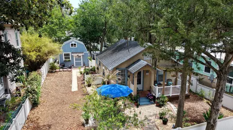 Exterior - 11 Davis St, Saint Augustine, FL 32084 photo 11 of 13