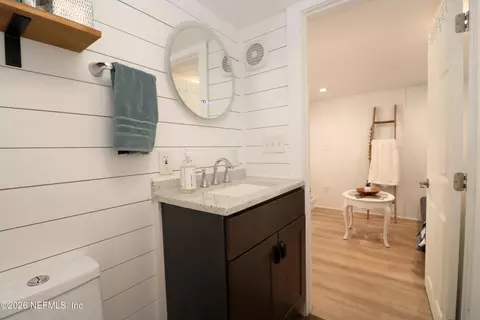 Bath - 11 Davis St, Saint Augustine, FL 32084 photo 1 of 3