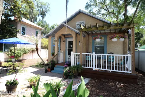 Exterior - 11 Davis St, Saint Augustine, FL 32084 photo 1 of 13