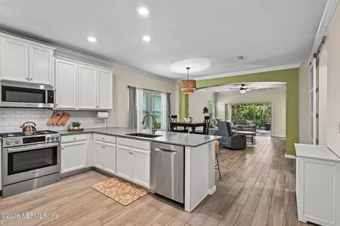 Kitchen - 199 Glorieta Dr, Saint Augustine, FL 32095 photo 2 of 5