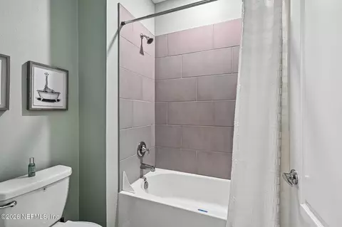 Bath - 199 Glorieta Dr, Saint Augustine, FL 32095 photo 6 of 7