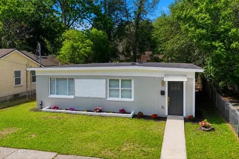 3248 Myra St, Jacksonville, FL 32205