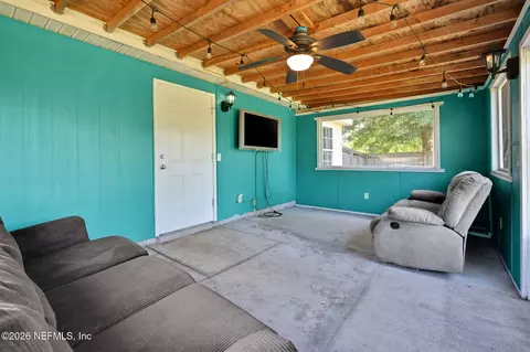 Exterior - 980 N Volusia St, Saint Augustine, FL 32084 photo 3 of 6