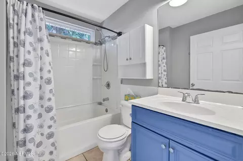 Bath - 980 N Volusia St, Saint Augustine, FL 32084 photo 3 of 3