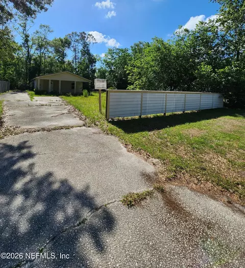 6978 Paul Howard Dr, Jacksonville, FL 32222