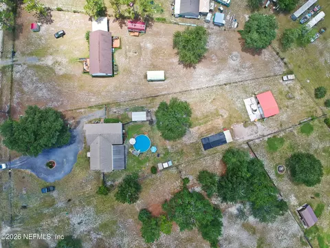 2442 Quarterhorse Trl, Middleburg, FL 32068