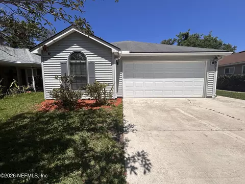 2815 Majestic Cypress Dr E, Jacksonville, FL 32233