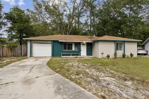 8049 Lamb Ct, Jacksonville, FL 32244