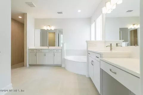 Bath - 115 Firecrest Dr, Saint Augustine, FL 32092 photo 1 of 2