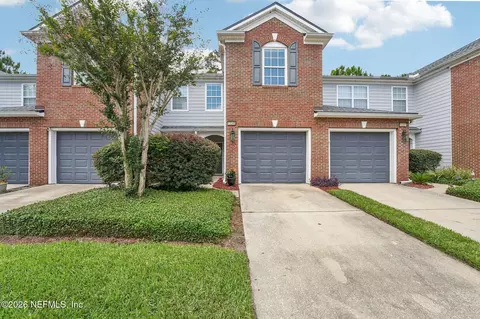 13349 Stone Pond Dr, Jacksonville, FL 32224