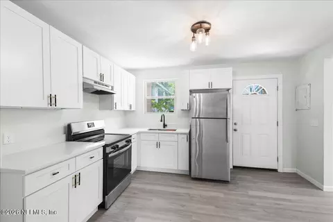 1552 W 14th St, Jacksonville, FL 32209
