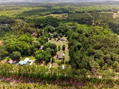 66068 Iona Pl, Yulee, FL 32097 photo 2