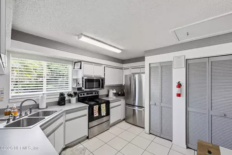 Kitchen - 6 Lisbon St #A/B, Saint Augustine, FL 32080 photo 2 of 7