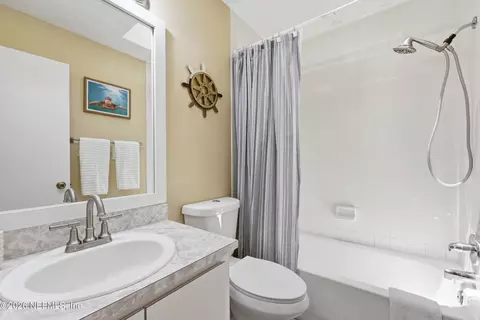 Bath - 6 Lisbon St #A/B, Saint Augustine, FL 32080 photo 3 of 6