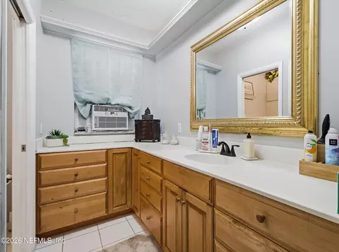 Bath - 1025 Granger Dr, Jacksonville, FL 32221 photo 1 of 7