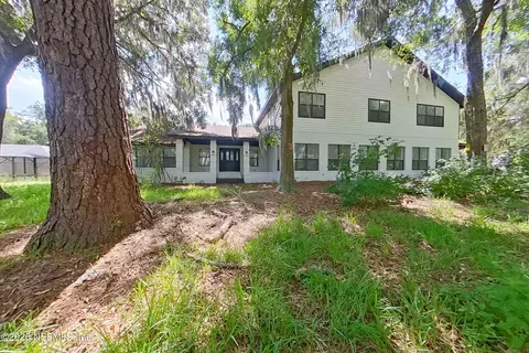 6249 Lake Dr, Starke, FL 32091