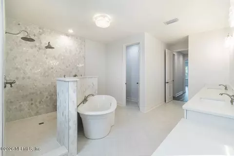 Bath - 276 Eagle Moon Lake Dr, Saint Augustine, FL 32092 photo 2 of 7