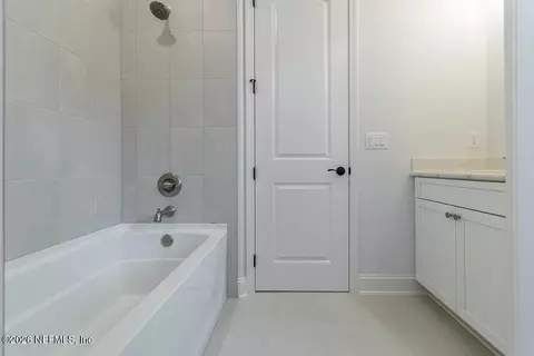 Bath - 276 Eagle Moon Lake Dr, Saint Augustine, FL 32092 photo 6 of 7