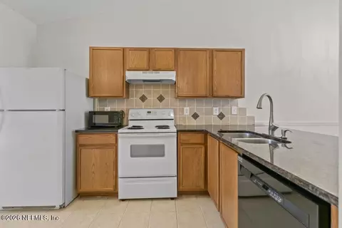 Kitchen - 742 Ginger Mill Dr, Saint Johns, FL 32259 photo 1 of 6