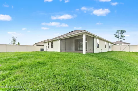 Exterior - 66132 Edgewater Dr, Yulee, FL 32097 photo 4 of 4
